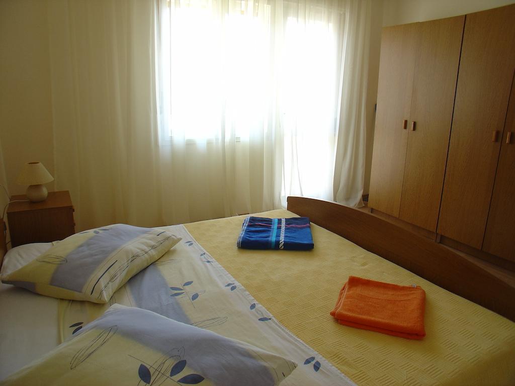 Apartment Tomy Trogir Habitación foto